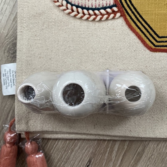 Boho table runner set/NWT - Picture 5 of 5